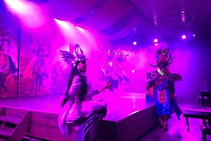ランチ ショー - 送迎付きペルー馬の展示