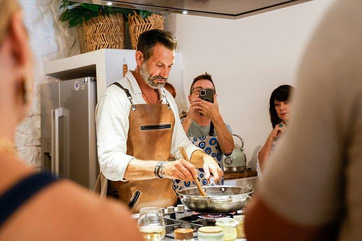 ペトラ・コウジナによる洞窟住居での本格的な料理体験