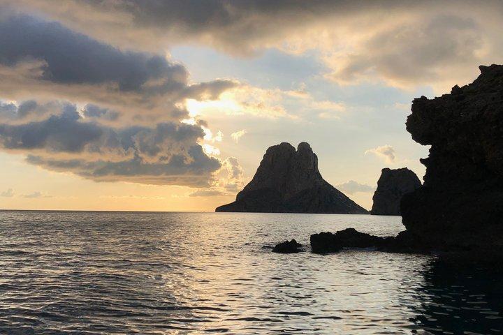 Beach and Cave Boat Tour /Sunset Ibiza