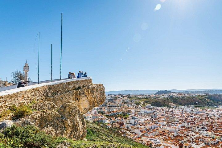 リスボン発ファティマ、ナザレ、オビドス小旅行