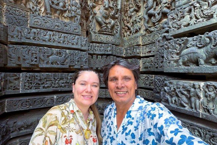 バンガロール日帰り旅行：石の巨人＆ユネスコのホイサラ寺院