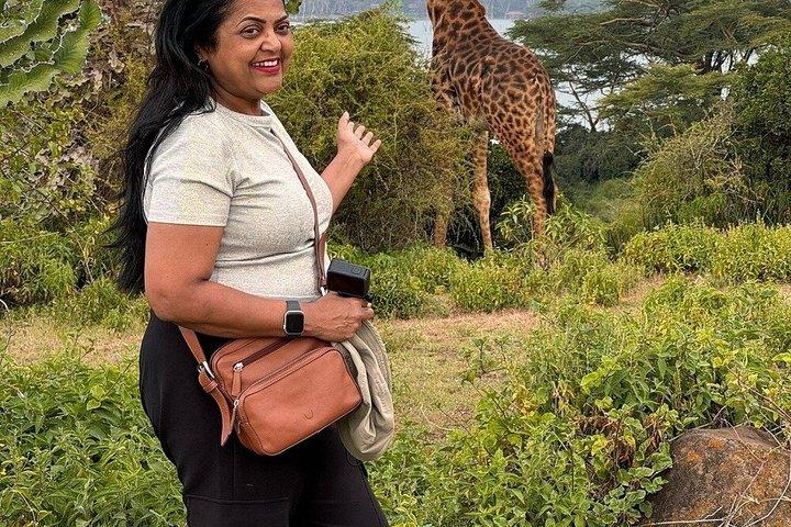 Nairobi: Crescent Island Walking Safari and Lake Naivasha