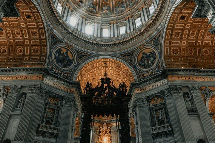 Vatican: St Peter Basilica Audio Guide With Dome climb