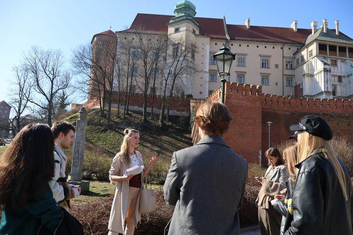 Wawel Herstory Walking Tour : Women Who Shaped Poland （ポーランドを形作った女性たち）