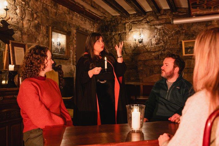 Multisensorische unterirdische Gewölbe-Abend-Geistertour mit Whisky