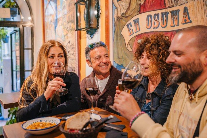 Málaga Food & Wine Tour: Tapas, drikkevarer og lækkerier med en lokal