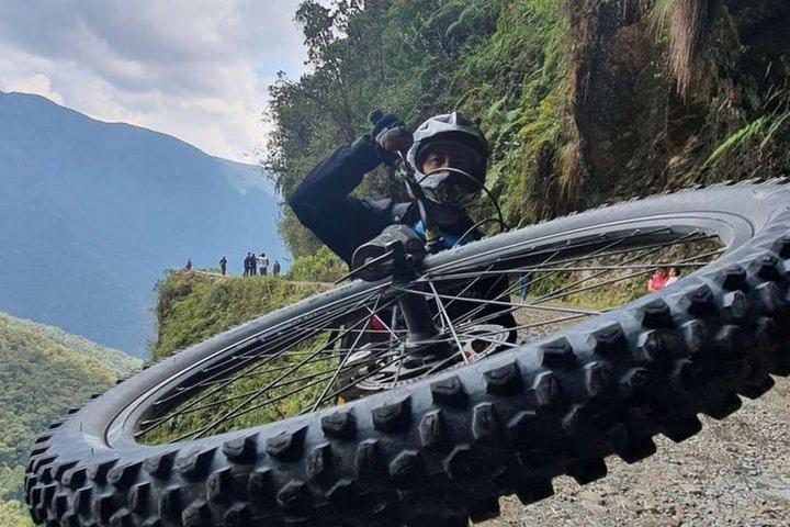 Bolivias Iconic Death Road Bike Adventure in La Paz