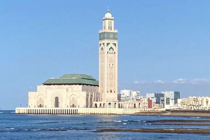 マラケシュからのカサブランカ日帰りツアーと大モスク訪問