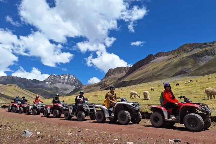 Peru: Red Valley og Rainbow Mountain ATV tur uden vandreture Cusco