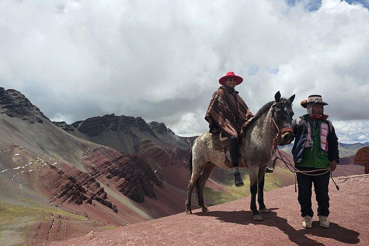 Passeio de ATV em Red Valley e Rainbow Mountain sem trilhas