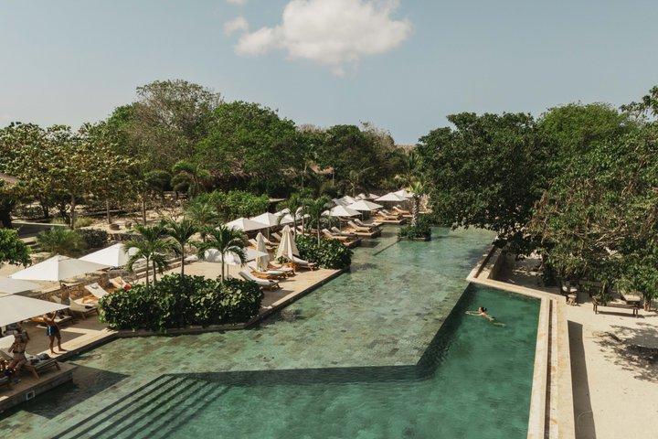 Makani Luxury Beach Club Day Pass a Tierra Bomba con trasferimento in barca