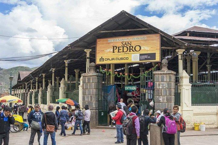 Cusco : 眺め、アルパカス農場＆セントラルマーケット訪問