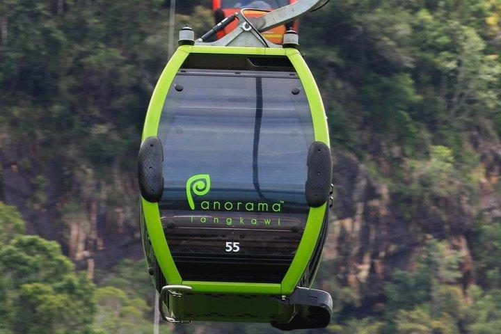 ランカウイアドベンチャーケーブルカースカイブリッジATVとマングローブツアー