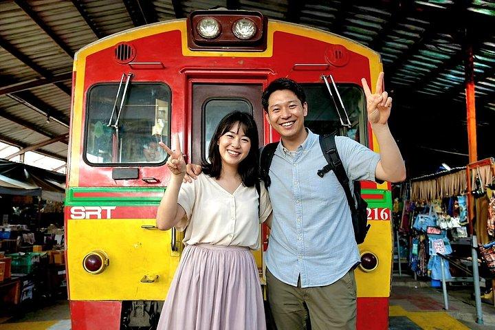 バンコクプレミアムマエクロンと水上マーケットツアー9パック