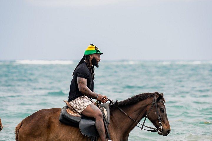 ジャマイカでの乗馬アドベンチャー