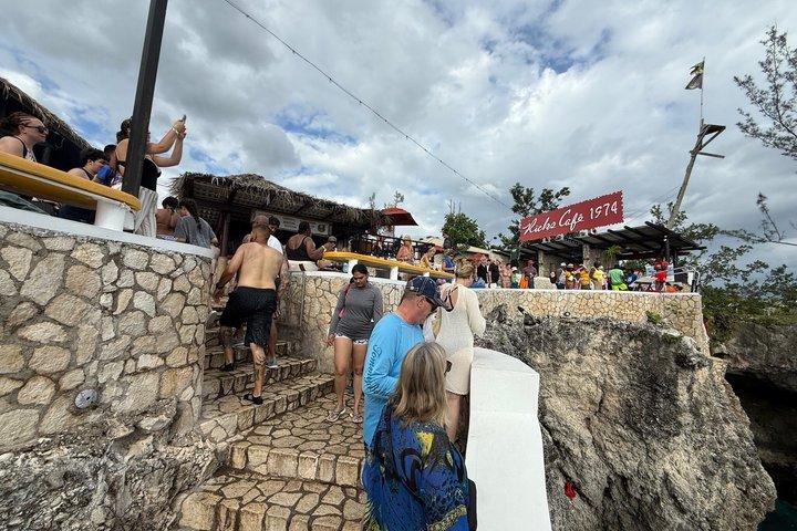 バンブーラフティング、カタマランパーティークルーズ、リックスカフェ