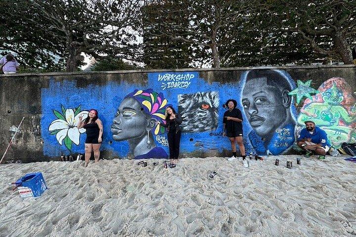 Graphite class at Rio de Janeiro Beach