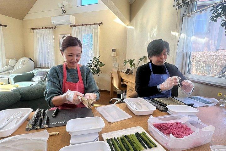 Private Sushi Making Class and Matcha Experience near Sapporo