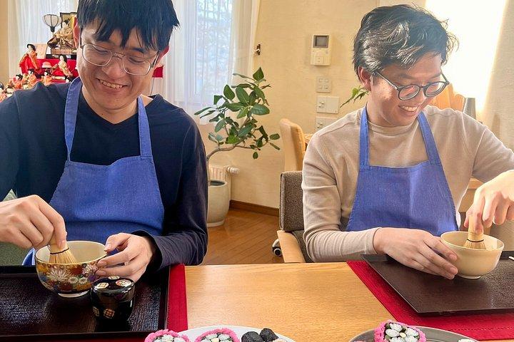 Private Sushi Making Class and Matcha Experience near Sapporo
