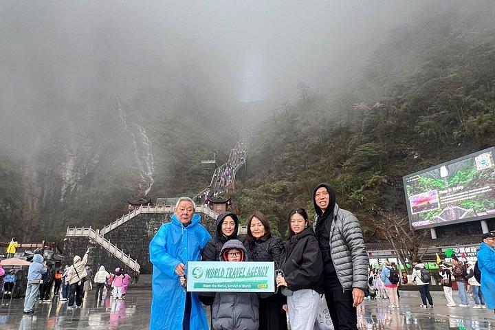 ミニグループ：1日張家界アバターMt&Tianmen&ガラス橋ツアー