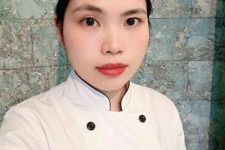 地元のシェフと一緒に伝統料理を調理