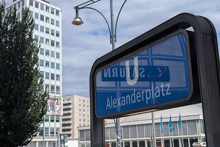 Karl Marxlaan: Architectuur en leven in de DDR - Modernisme