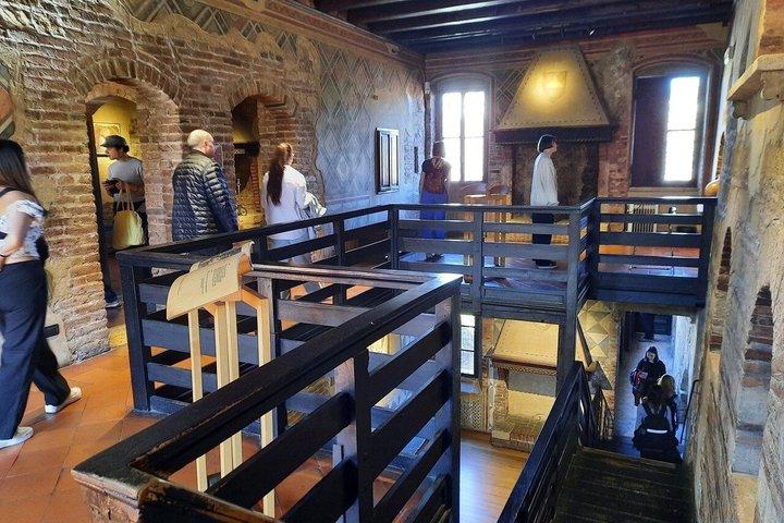 ヴェローナ：アリーナ、ケーブルカー、ジュリエットチケット（オプション）付きツアー