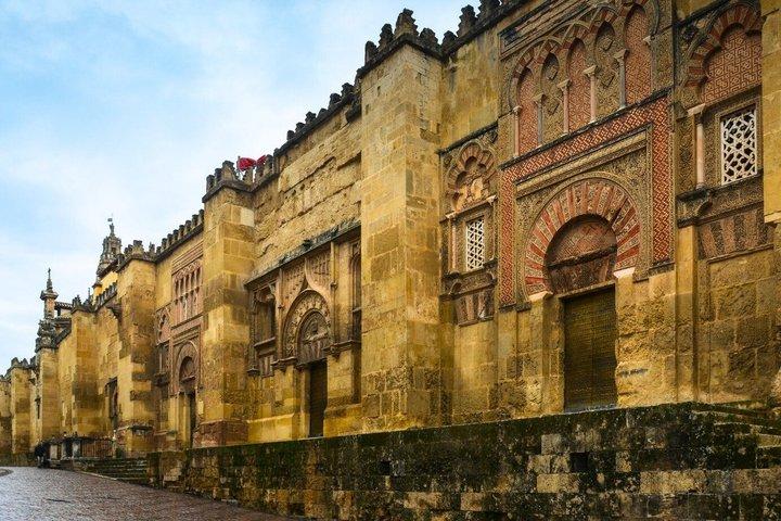 Guided Cordoba Tour with Mosque-Cathedral Access from Malaga