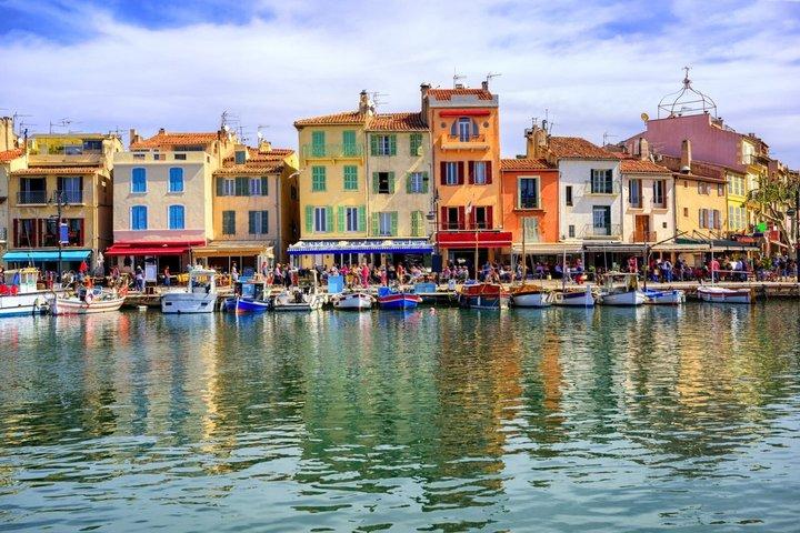 Vila medieval de Le Castellet, Cassis e as belas Calanques