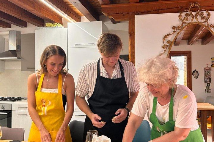 Express Venice Culinary Class: Pasta fresca, Tiramisù e vinho