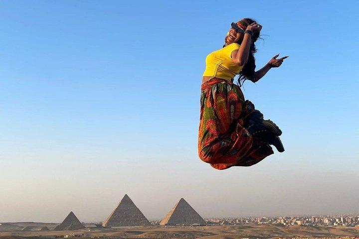 Tudo incluído Private Giza Pyramids & Sphinx, passeio de camelo, almoço