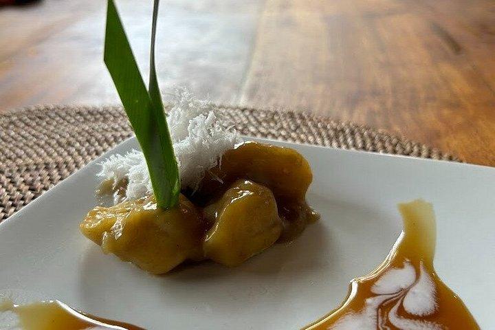 ウブド：パオンバリ料理教室とバトゥアン寺院ツアー