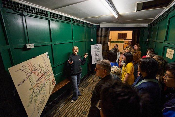 Visite à pied en métro caché de la gare désaffectée d'Aldwych