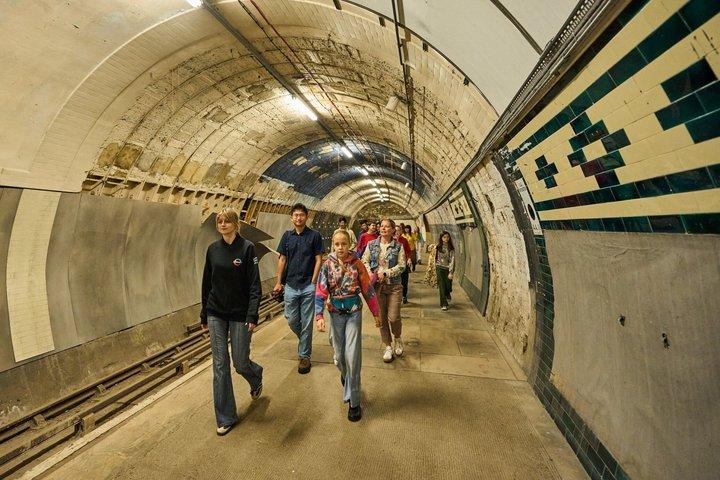 Visite à pied en métro caché de la gare désaffectée d'Aldwych