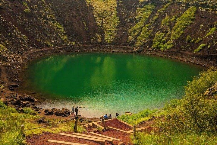 Tour di un giorno del Golden Circle con sorpresa locale - Minibus per piccoli gruppi
