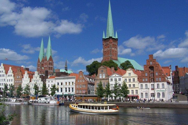 Bakstenen torens, gevallen klokken en zondaars Zelfstandige rondleiding door Lübeck