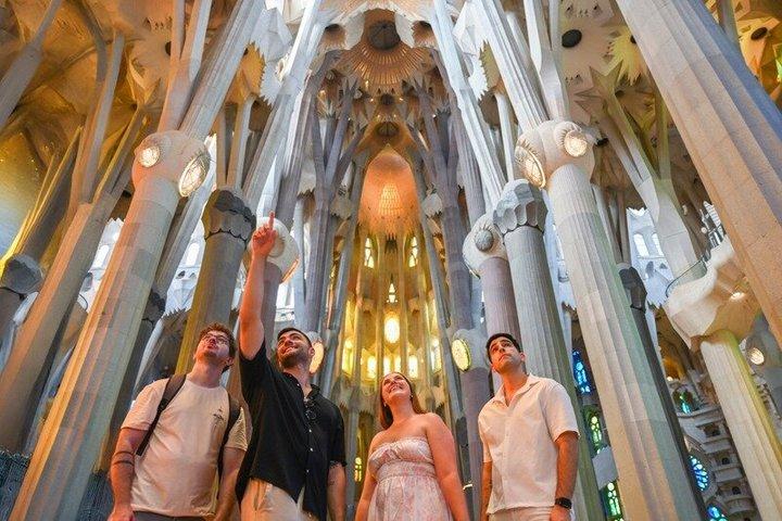Sagrada Família Halbprivate Tour mit Schnelleinstieg