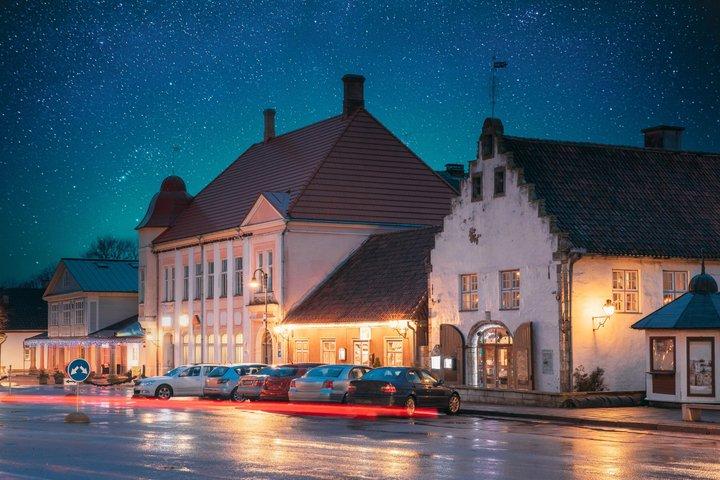 Visita guiada de Tallinn com carro premium