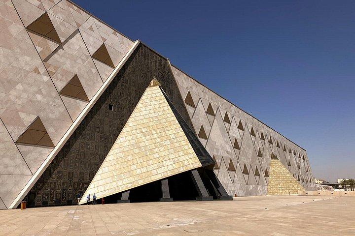 ギザのピラミッド、宝石博物館、カーンへのVIPツアー（ランチ付き）