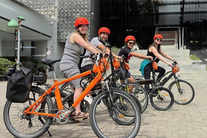 クラクフバイクツアー：旧市街＆カジミェシュガイド付き（2時間または4時間）新しいバイク