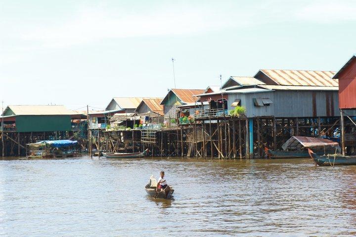Tour del villaggio galleggiante di Kampong Phluk con mercato locale