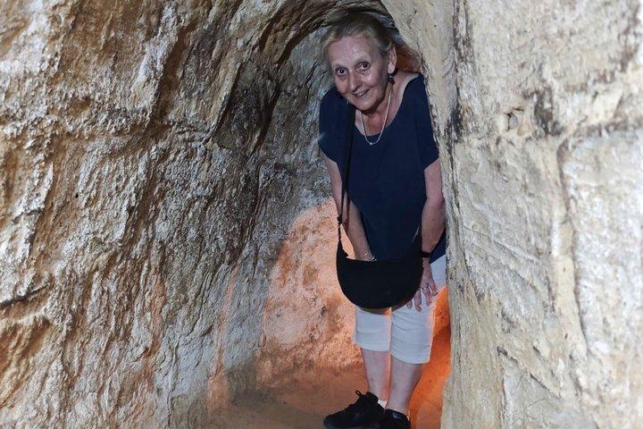 Cu Chi-Ben Duoc Tunnels & War Remnants Museum – Small Group