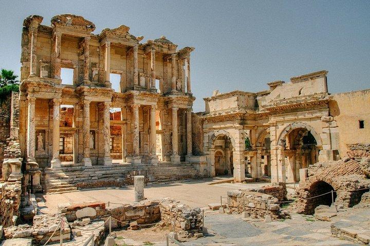 Daily Ephesus Tour by Flight from Istanbul All Inclusive