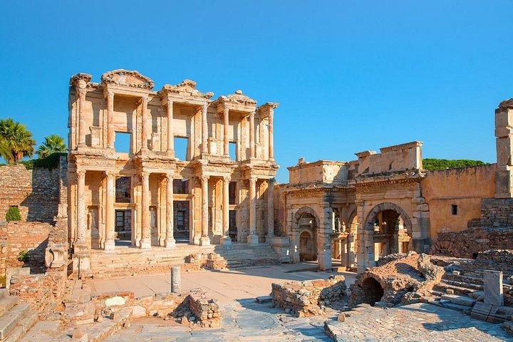 Daily Ephesus Tour by Flight from Istanbul All Inclusive