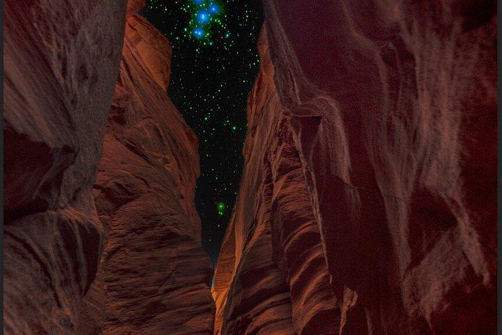 アンテロープ・キャニオンを巡るリガイ・シ・アニイ星空観察ナイトツアー