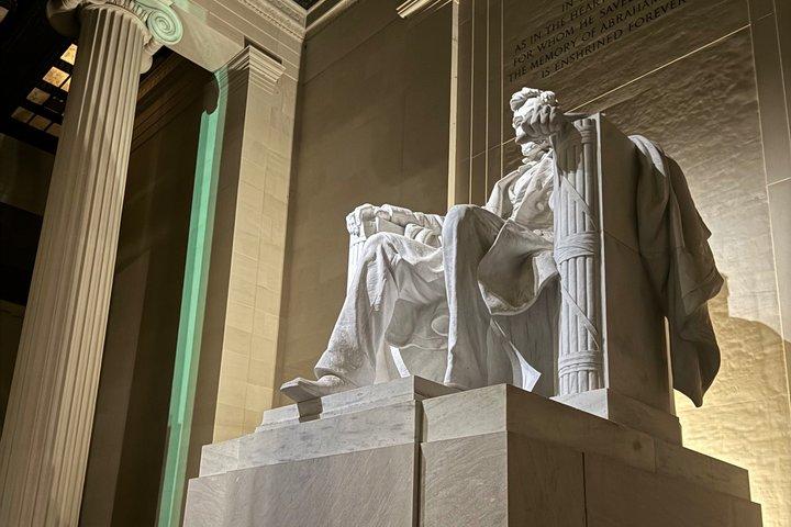 Private Monuments At Night Tour