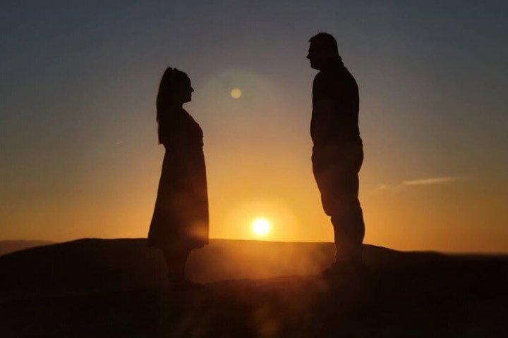 Marrakech: pôr-do-sol, show de jantar e estrelato no deserto de Agafay