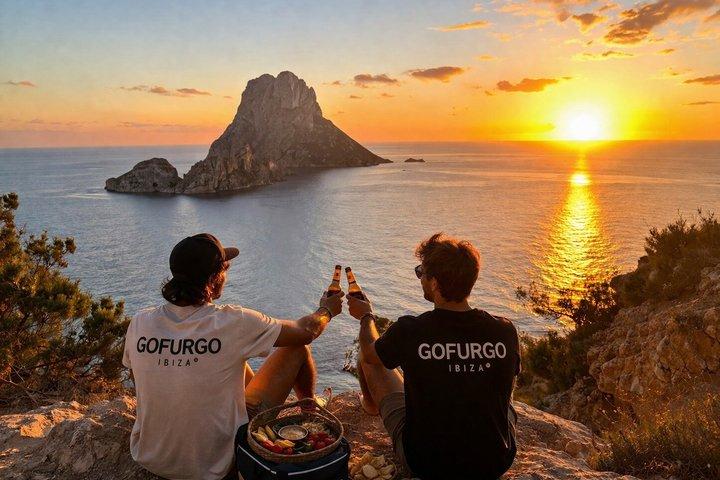 Ibiza Caves Experience: snorkeling e paddle surf, trasferimento, guida