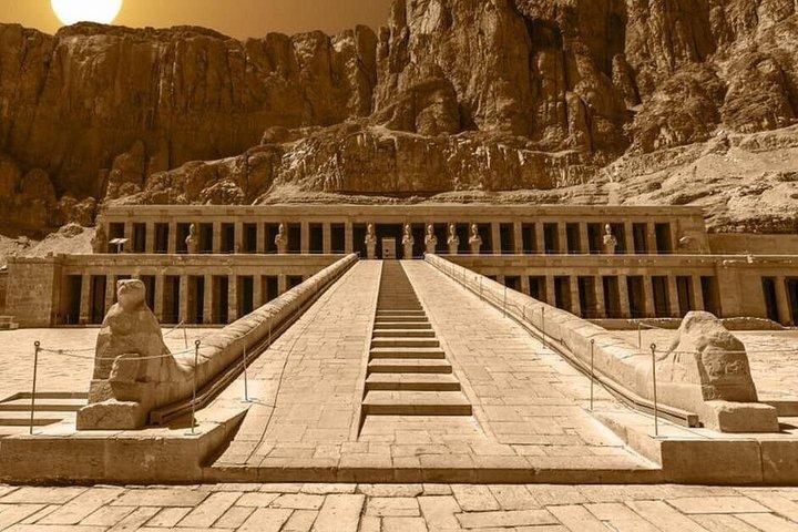Excursion d’une journée à Louxor – Vallée des Rois & Karnak , Déjeuner – Hurghada