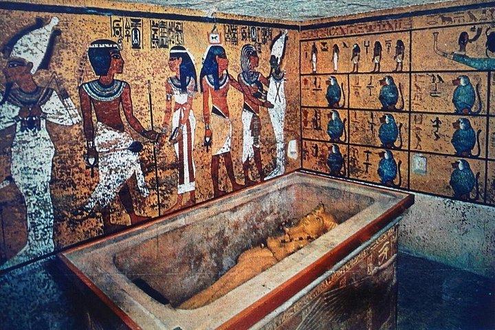 Cairo Day Trip – Pyramids, Sphinx & Museum With Lunch - Hurghada